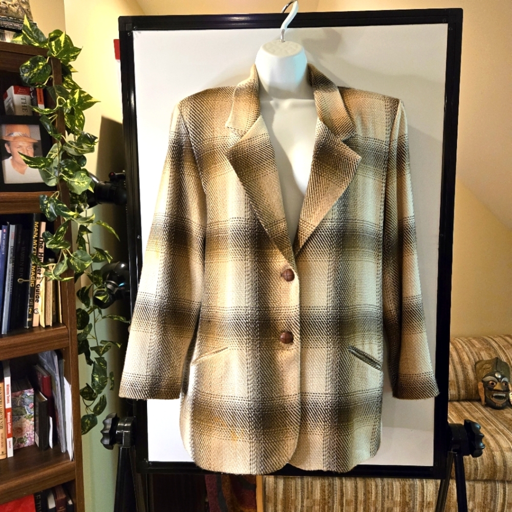 Woman's Brown, Tan, Cream Jacket/Blazer by CAC, Size 10